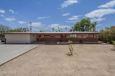 5452 E Rosewood Street, Tucson, AZ 85711 - Photo 1