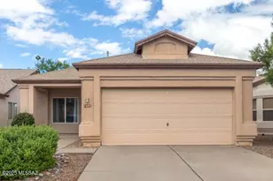 7692 S Trumpet Vine Ave, Tucson, AZ 85747 - Photo 1