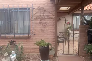 309 W Camino Del Sonador, Green Valley, AZ 85614 - Photo 1