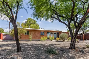 7438 E Calle La Vega, Tucson, AZ 85710 - Photo 1