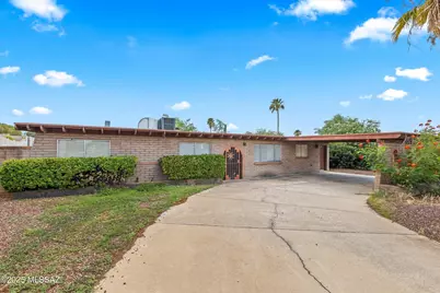 9436 E Stella Road, Tucson, AZ 85730 - Photo 1