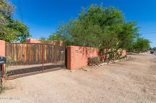 1320 N Winstel Blvd, Tucson, AZ 85716 - Photo 1