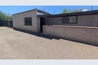 4018 E Fairmount Street, Tucson, AZ 85712 - Photo 1