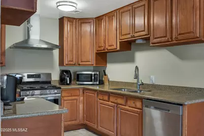 810 S Langley Avenue #UNIT 202, Tucson, AZ 85710 - Photo 1