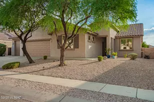 7596 S Evening Wind Dr, Tucson, AZ 85757 - Photo 1