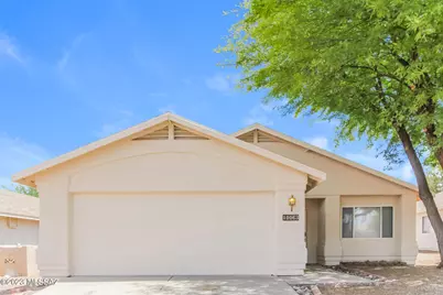 10063 E Paseo San Ardo, Tucson, AZ 85747 - Photo 1