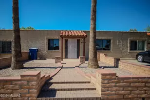 6755 E Hawk Dr, Tucson, AZ 85730 - Photo 1