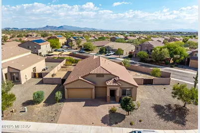 11077 W Cardium Lane, Marana, AZ 85658 - Photo 1