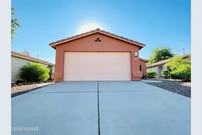 8144 N Carefree Way, Tucson, AZ 85743 - Photo 1