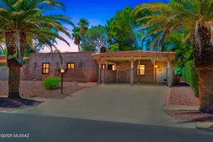 215 E Los Rincones, Green Valley, AZ 85614 - Photo 1