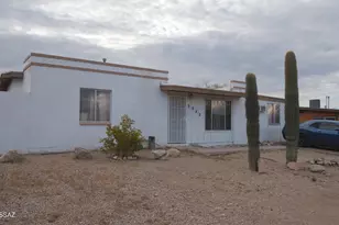 2942 S Enchanted Hills Dr, Tucson, AZ 85713 - Photo 1