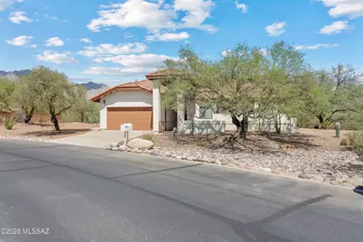 8121 E Coronado Road, Tucson, AZ 85750 - Photo 1