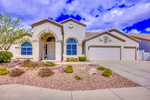 250 W Milbrae Springs Dr, Oro Valley, AZ 85755 - Photo 1