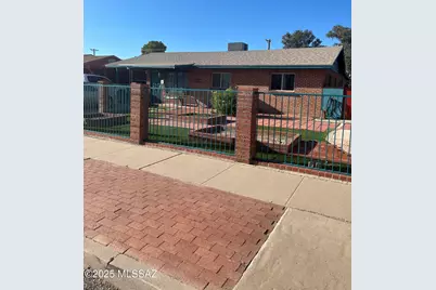 2633 E 19th Street, Tucson, AZ 85716 - Photo 1