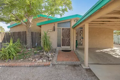 5242 E 19th Street, Tucson, AZ 85711 - Photo 1