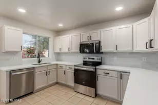 10161 E Queensgate Way, Tucson, AZ 85748 - Photo 1