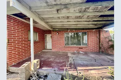 214 W Kino Street, Nogales, AZ 85621 - Photo 1