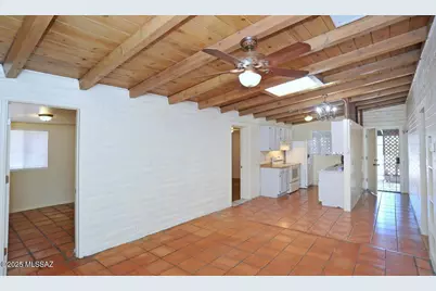 2437 N Walnut Avenue, Tucson, AZ 85712 - Photo 1