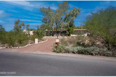 4675 E Calle Del Pantera, Tucson, AZ 85718 - Photo 1