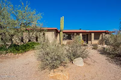 8881 E Saddleback Drive, Tucson, AZ 85749 - Photo 1