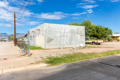 5921 E 32nd Street, Tucson, AZ 85711 - Photo 1
