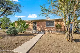 2510 N Santa Rita Ave, Tucson, AZ 85719 - Photo 1