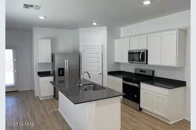 12227 E Patricia Ann Drive, Vail, AZ 85641 - Photo 1