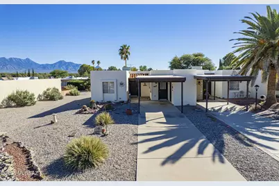 1319 S Desert Meadows Circle, Green Valley, AZ 85614 - Photo 1