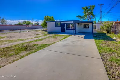 1601 W Circle A Drive, Tucson, AZ 85713 - Photo 1