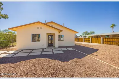 2661 W Jade Street, Tucson, AZ 85705 - Photo 1