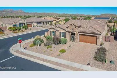942 W Zebra Tail Court, Oro Valley, AZ 85755 - Photo 1