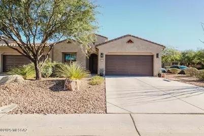 1110 N Broken Hills Drive, Green Valley, AZ 85614 - Photo 1