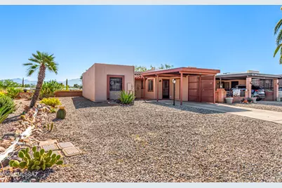 348 N Calle De Las Profetas, Green Valley, AZ 85614 - Photo 1