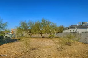 318 24th St, Tucson, AZ 85713 - Photo 1