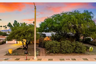 8459 E Desert Steppes Drive, Tucson, AZ 85710 - Photo 1