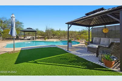 9300 E Kayenta Drive, Tucson, AZ 85749 - Photo 1