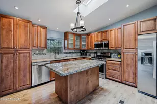 7010 N Hot Desert Trail, Tucson, AZ 85743 - Photo 1