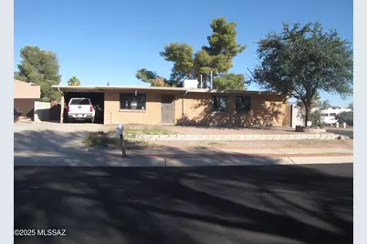 7841 E Longleaf Place, Tucson, AZ 85730 - Photo 1