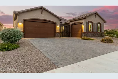 10837 N Iron Peak Drive, Tucson, AZ 85742 - Photo 1