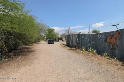 2648 Castro Avenue #3, Tucson, AZ 85705 - Photo 1