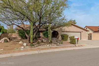 4700 W Red Wolf Drive, Tucson, AZ 85742 - Photo 1