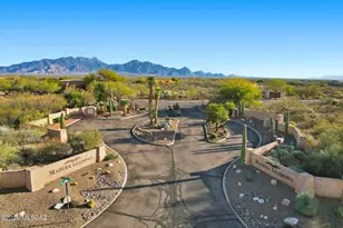 664 Canyon Rock Rd, Green Valley, AZ 85614 - Photo 1