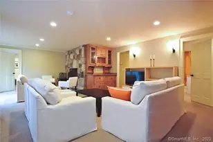 33 Sentry Hill Rd, Roxbury, CT 06783 - Photo 7