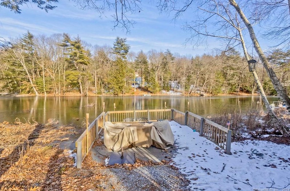 400 Salmon Brook St, Granby CT  06035-1400 exterior