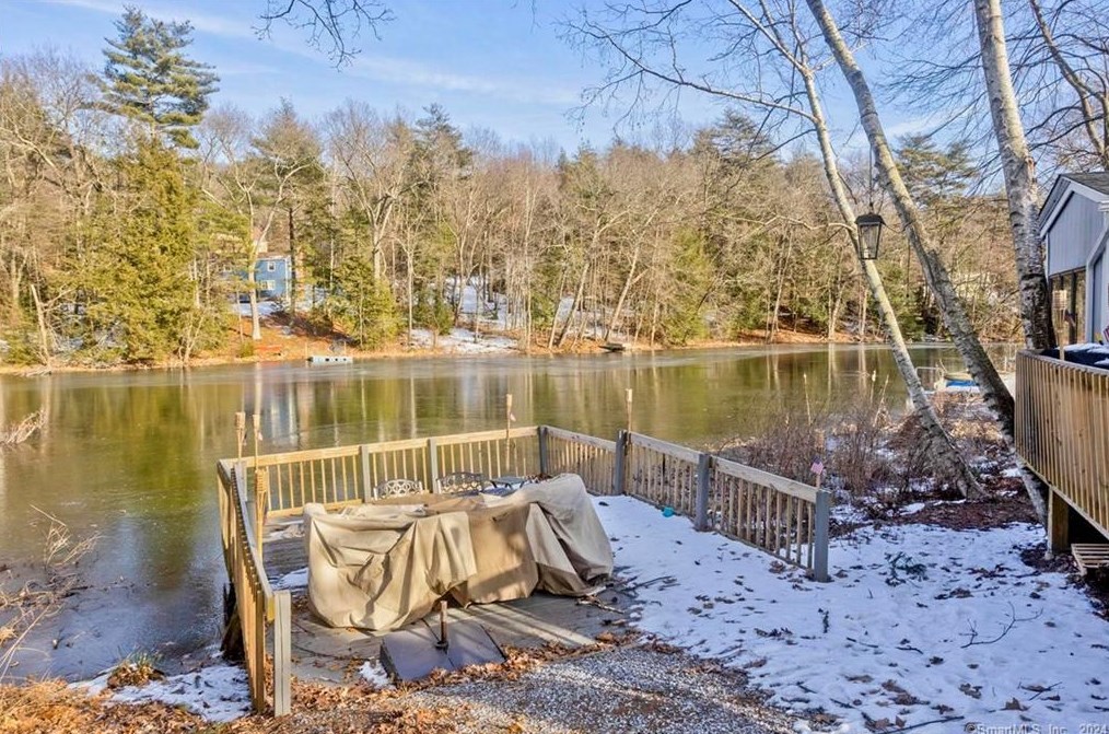 400 Salmon Brook St, Granby CT  06035-1400 exterior