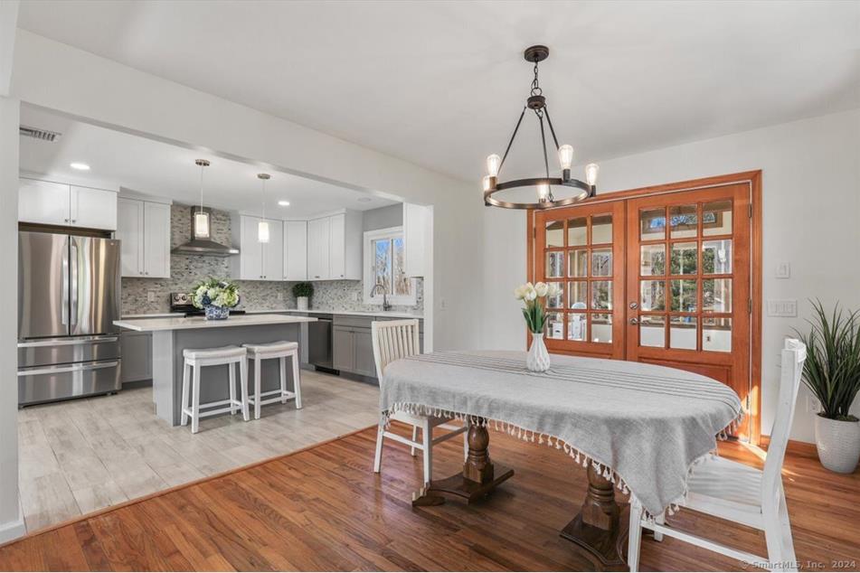 16 coach drive brookfield ct