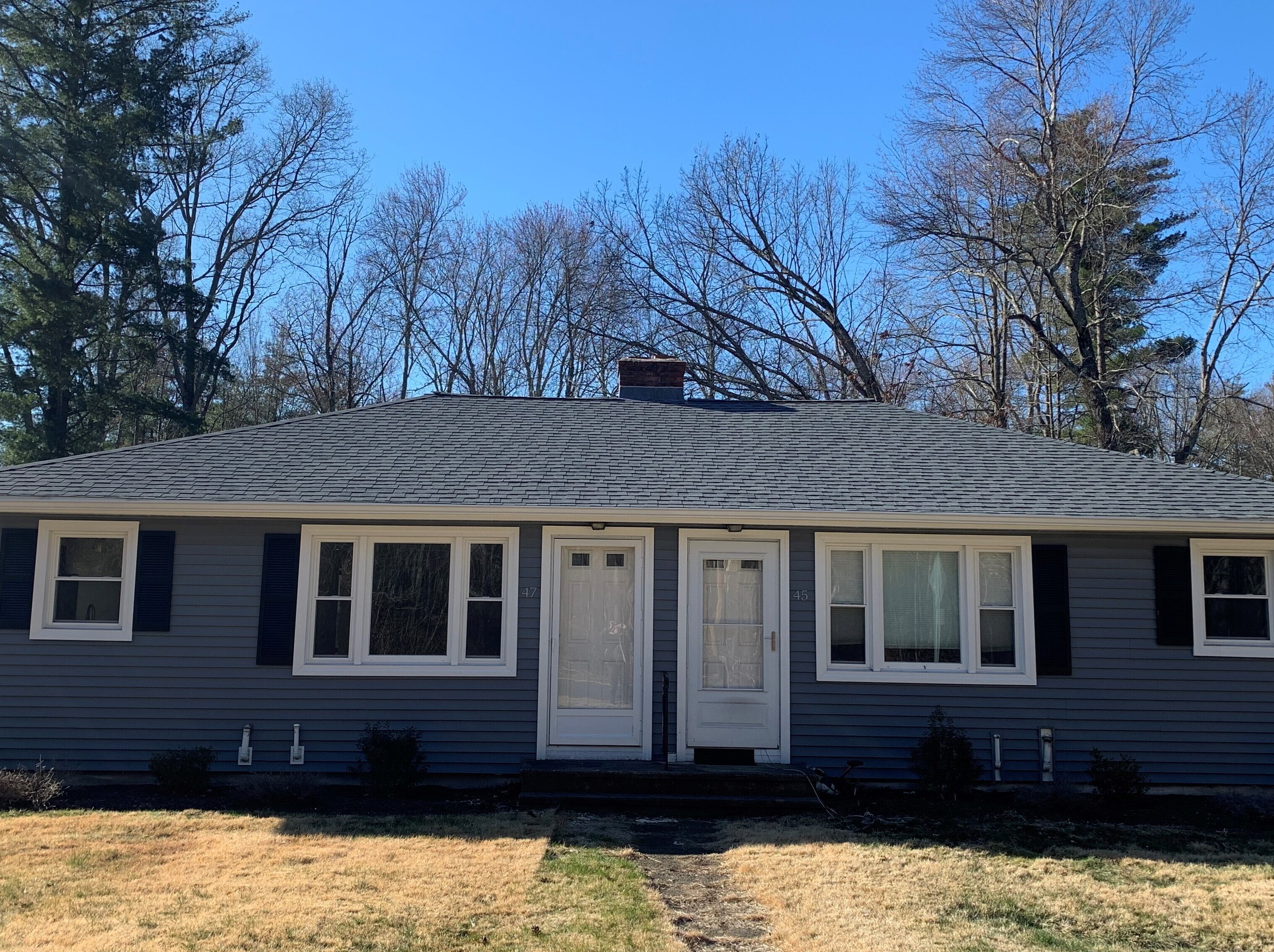 47 Dowd Ave, Collinsville CT  06019-2488 exterior