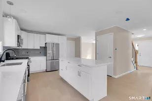 111 Old Ellington Rd, East Windsor, CT 06016 - Photo 7