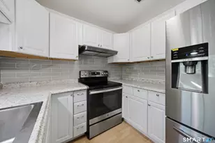 1014 E Franklin St, Danbury, CT 06810 - Photo 11