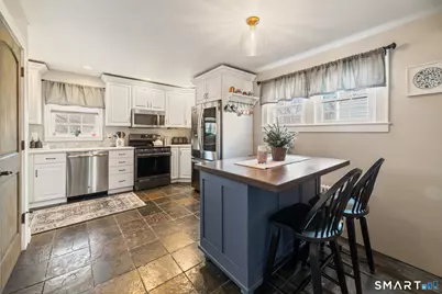 101 Vincent Road, Bristol, CT 06010 - Photo 13